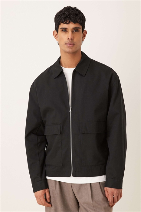 Оверсайз-куртка Харрингтон черного цвета артикул 153813741