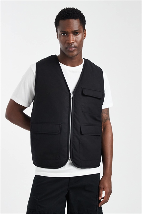 Утепленный практичный жилет с стеганым узором артикул 153813752