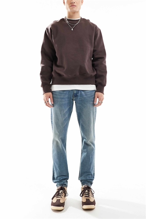 Джинсы с низкой прямой посадкой, с логотипом Parkside на заднем кармане, средней степени выцветания артикул 139107197