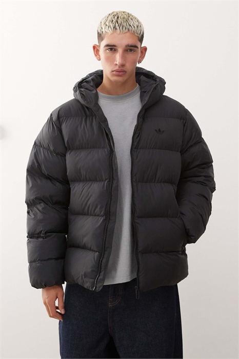 Пуховик с капюшоном однотонного цвета артикул 148958492