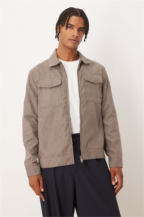 Куртка с накладными карманами из искусственной замши артикул 150438917