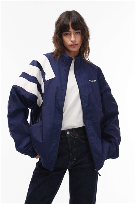 Топ с аркообразным вырезом артикул 149627230