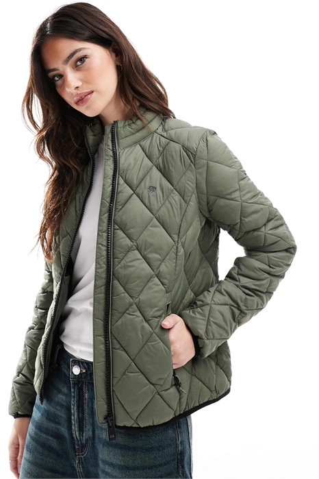 Куртка Diamond Quilt Fuji Lite в пыльно-оливковом зеленом цвете артикул 144504748