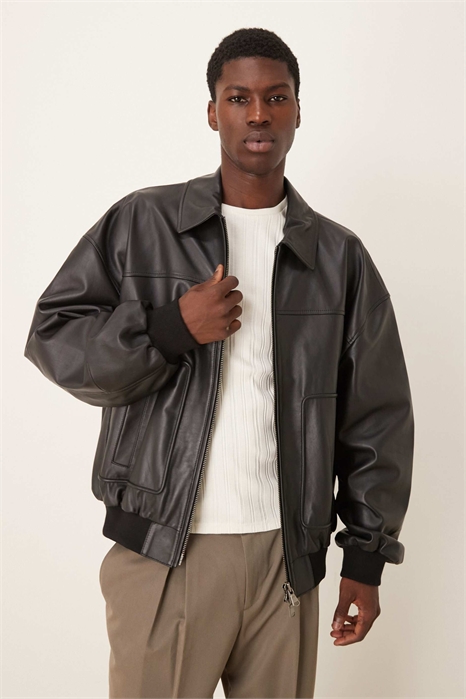 Бомбер свободного кроя артикул 148854092