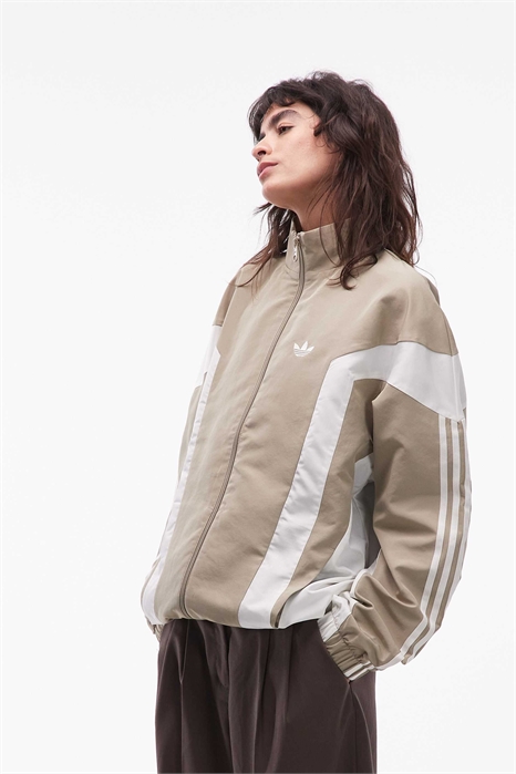 Баскетбольная ветровка артикул 149627259