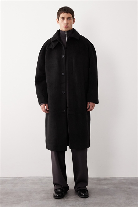 Оверсайз-пальто из смешанной шерсти артикул 147590598