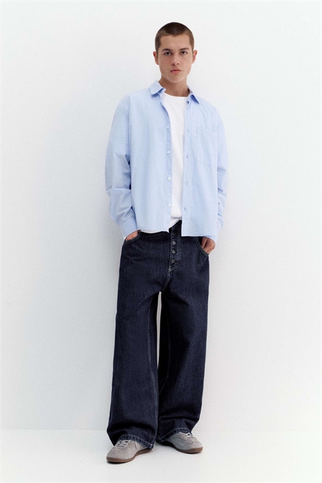 Джинсы в стиле скейтбордистов артикул 155632180