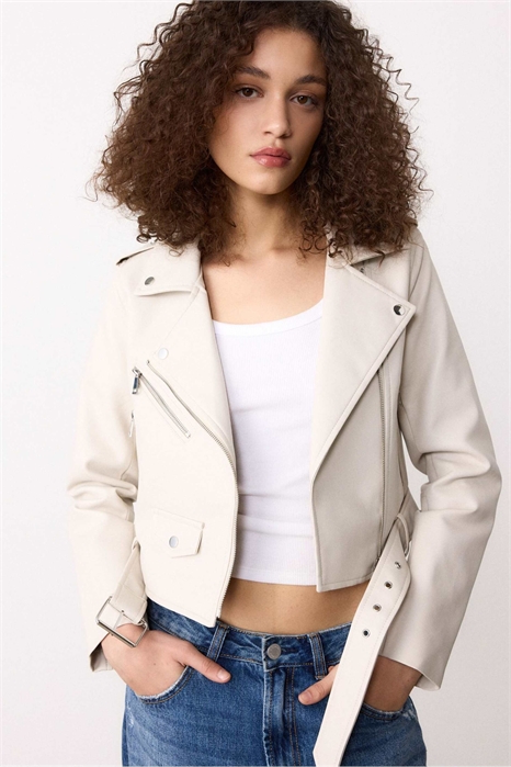 Куртка-косуха из искусственной кожи с ремнем артикул 155539201