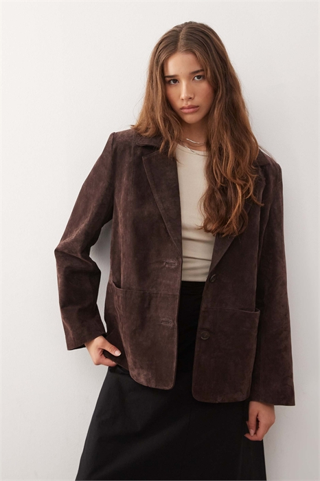 Блейзер свободного кроя из натуральной замши артикул 149997784
