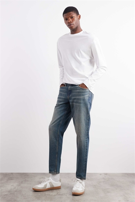 Джинсы зауженного кроя с оттенком артикул 147328787