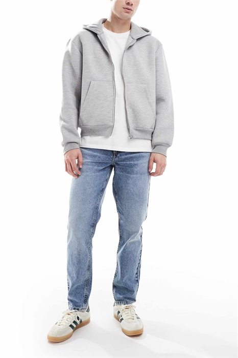 Джинсы с зауженными штанинами артикул 142119970