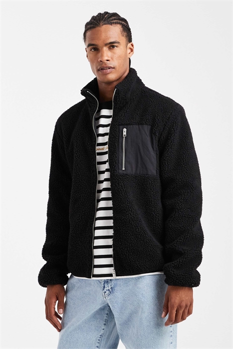 Флисовая куртка с карманом артикул 150834729