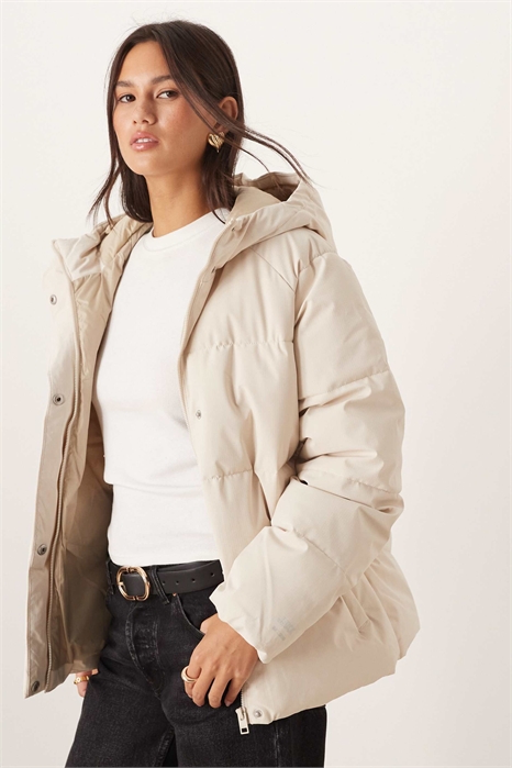 Пуховик с капюшоном артикул 151560373