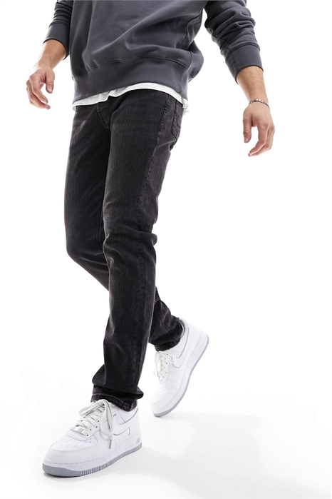 Джинсы Essentials Glenn с зауженным кроем артикул 128995115