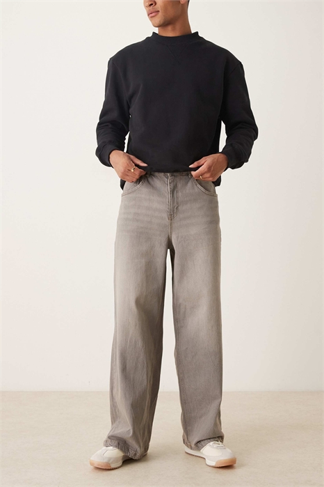 Широкие джинсы с оттенком артикул 150150553