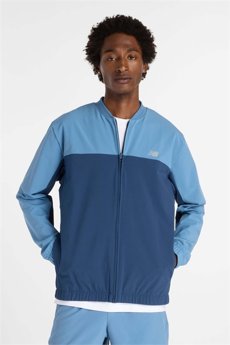 Бомбер из эластичного материала артикул 154792047