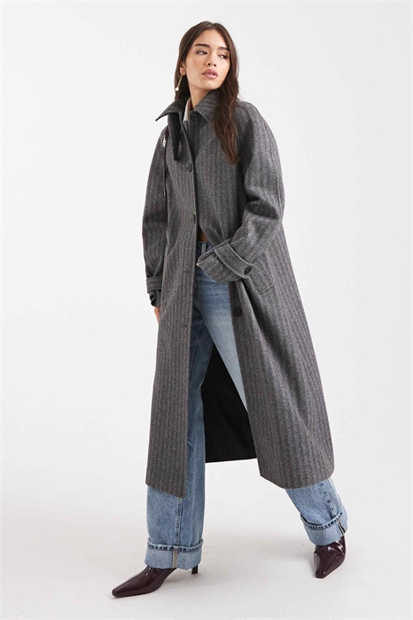 Длинное пальто с узором «елочка» артикул 142295897