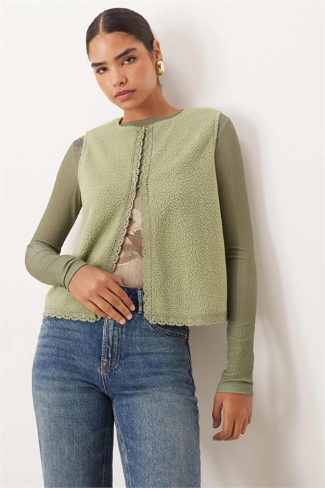 Жилет с кружевной отделкой цвета шалфейной зелени артикул 148920209