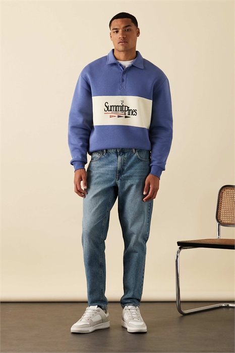 Джинсы зауженного кроя артикул 143048799