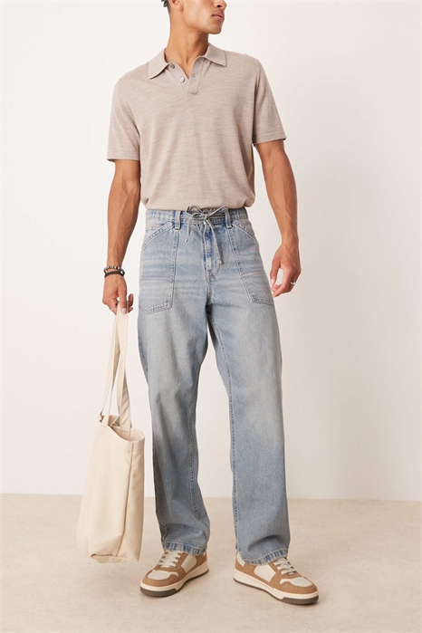 Джинсы свободного кроя с кулиской артикул 140662809