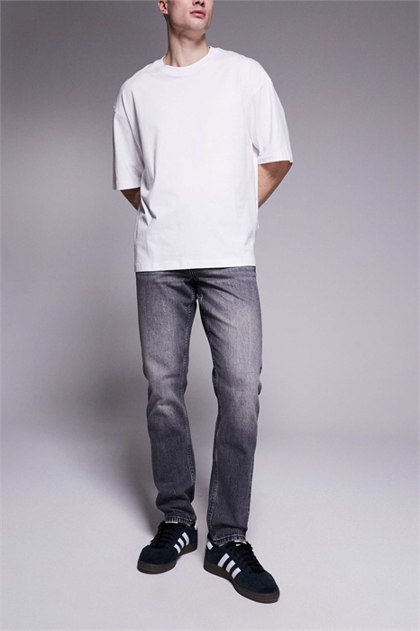 Джинсы с зауженным кроем артикул 142091186