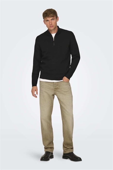 Джинсы классического кроя артикул 147239610