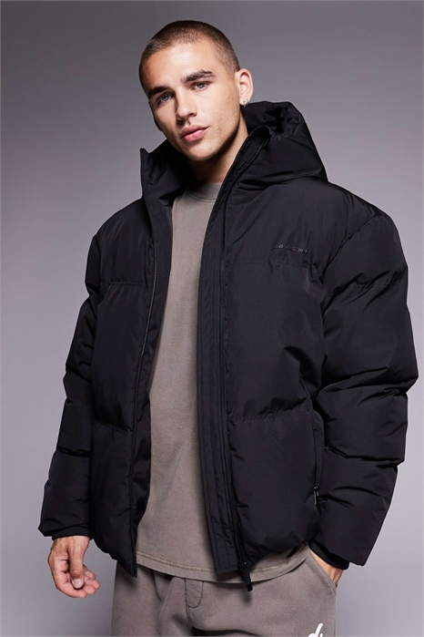 Пуховик с капюшоном артикул 151112087