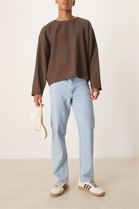 Джинсы с прямыми брючинами артикул 136358301