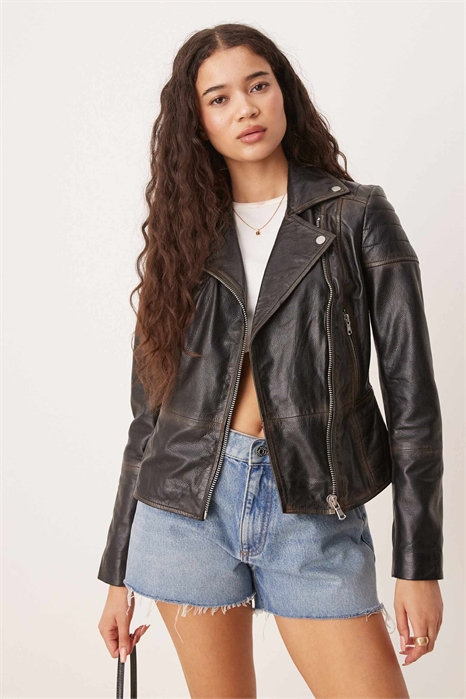 Поношенная кожаная байкерская куртка Barney's Originals артикул 148447304