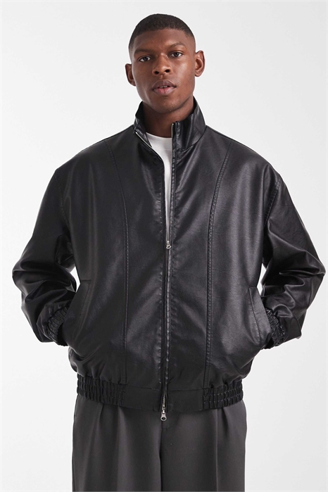 Куртка-бомбер из искусственной кожи артикул 147971384