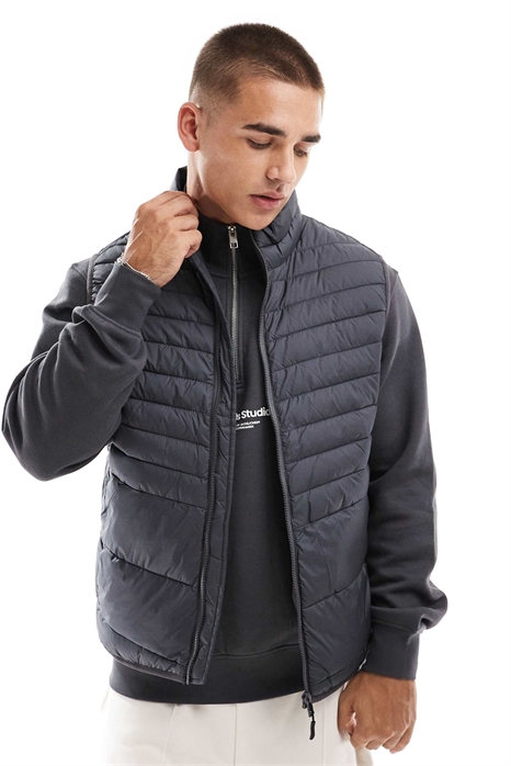 Складной утепленный жилет артикул 135376755