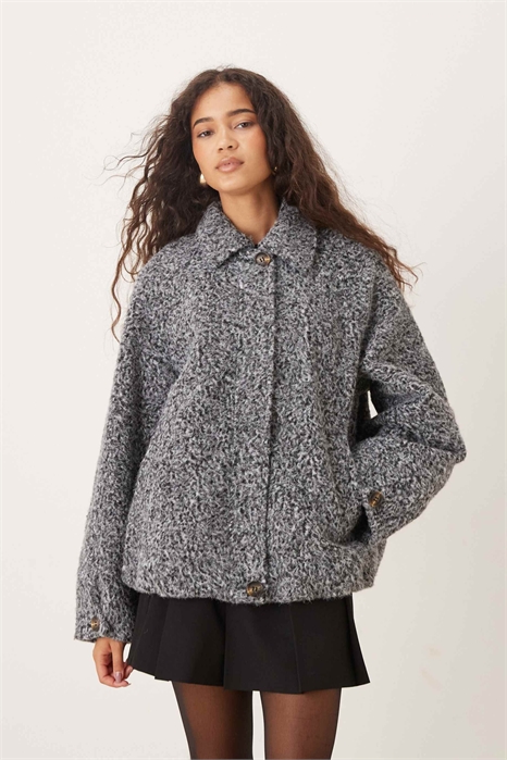 Бомбер с воротником-стойкой из ворсованной ткани артикул 143358043