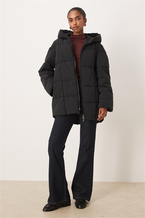 Пуховик с капюшоном артикул 151861550