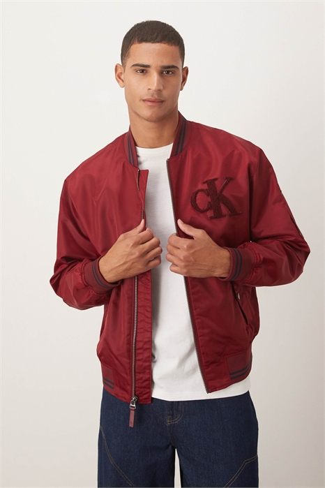 Бомбер из сатина артикул 148521495