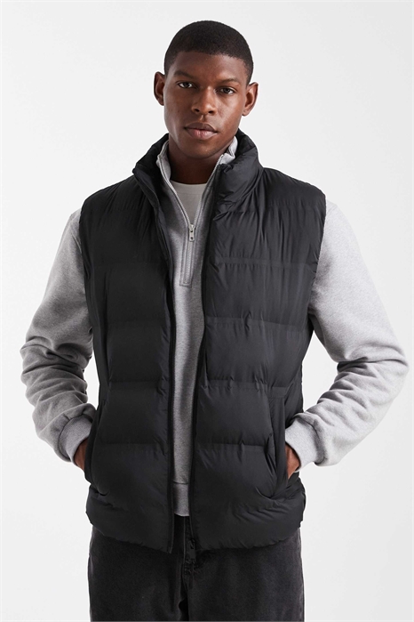 Стеганый жилет артикул 151105088