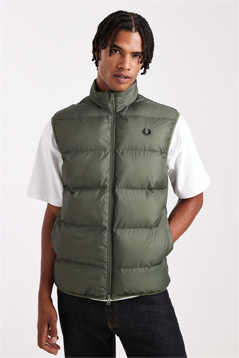 Утепленный жилет артикул 150203201