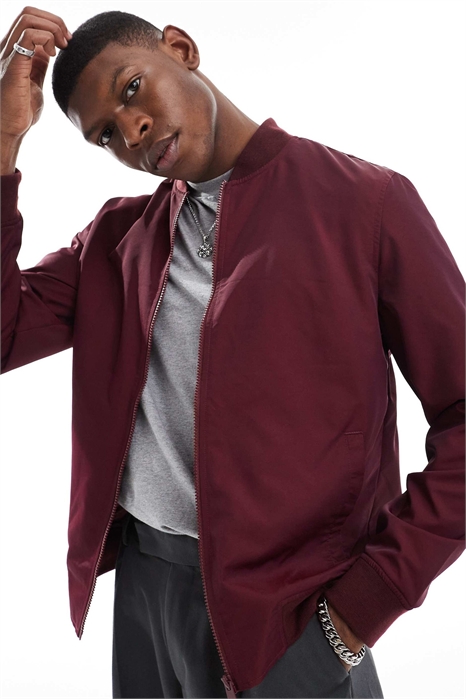 Легкая куртка-бомбер артикул 138539742