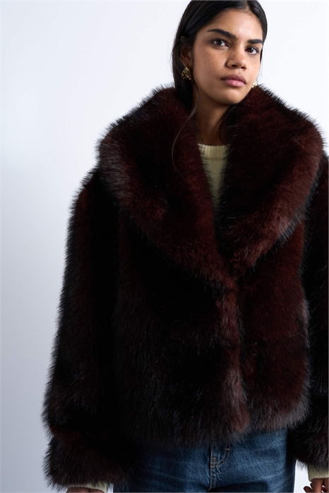 Пальто-шаль прямого кроя из искусственного меха артикул 142324659