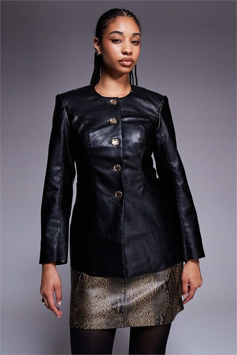 Куртка без воротника из искусственной кожи с золотыми пуговицами артикул 151672837