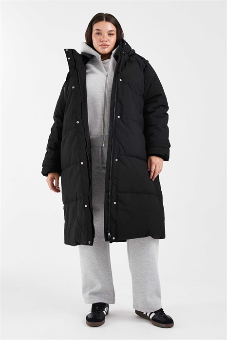 Длинное пальто-пуховик 2 в 1 со съемными рукавами черного цвета артикул 150561843