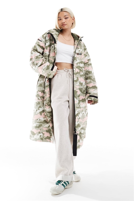 Водонепроницаемый халат для переодевания в розовом камуфляже артикул 148274156