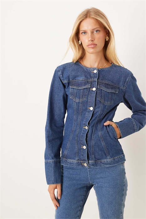 Джинсовая куртка свободного кроя без воротника с зауженной талией артикул 150227084