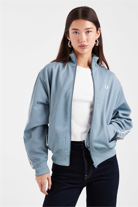 Спортивная куртка на липучках артикул 151968556