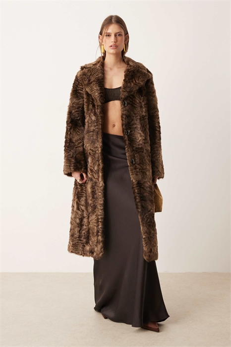 Куртка из искусственного меха с фактурной поверхностью артикул 153643626