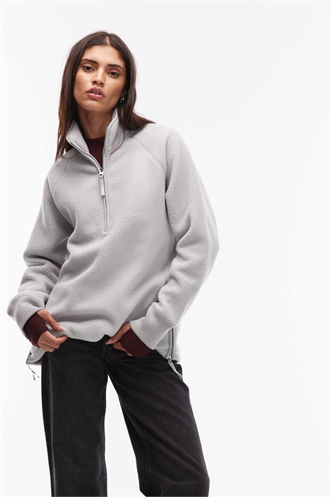 Флисовая куртка на молнии с воротником-воронкой и рукавами реглан артикул 151304639