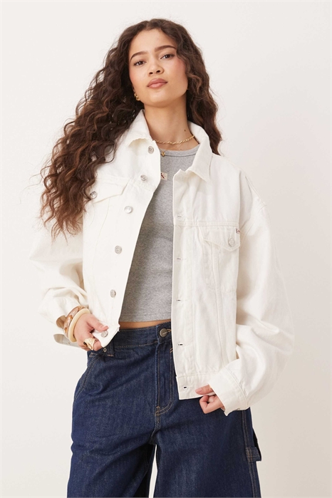 Куртки-боксеры из денима артикул 144073945