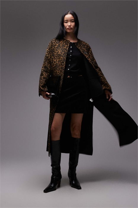 Длинное пальто из двойной шерсти без воротника артикул 152632123