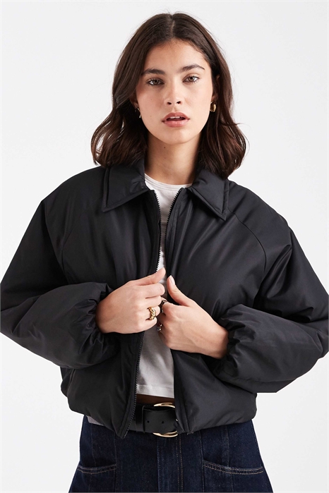 Короткая бомбер-куртка с подкладкой и воротником артикул 150079556