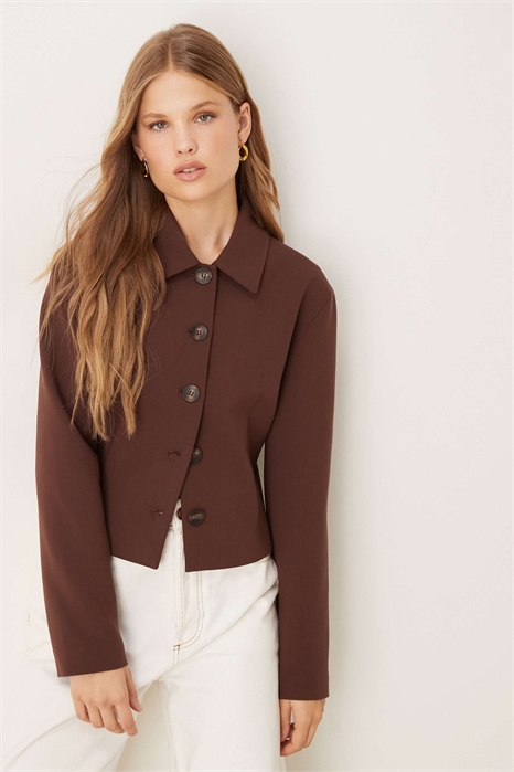 Приталенный пиджак с воротником артикул 150169916