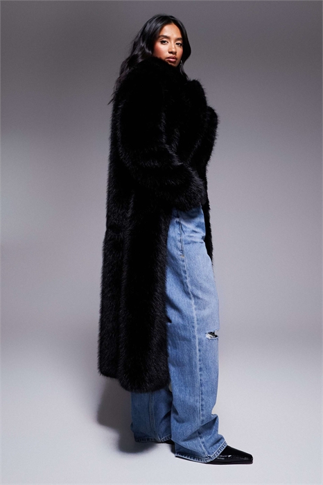 Пальто из искусственного меха артикул 149597508